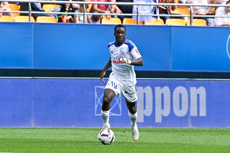 隊報：利茲聯(lián)2600萬(wàn)歐報價(jià)斯特拉斯堡中場(chǎng)哈比布-迪亞拉