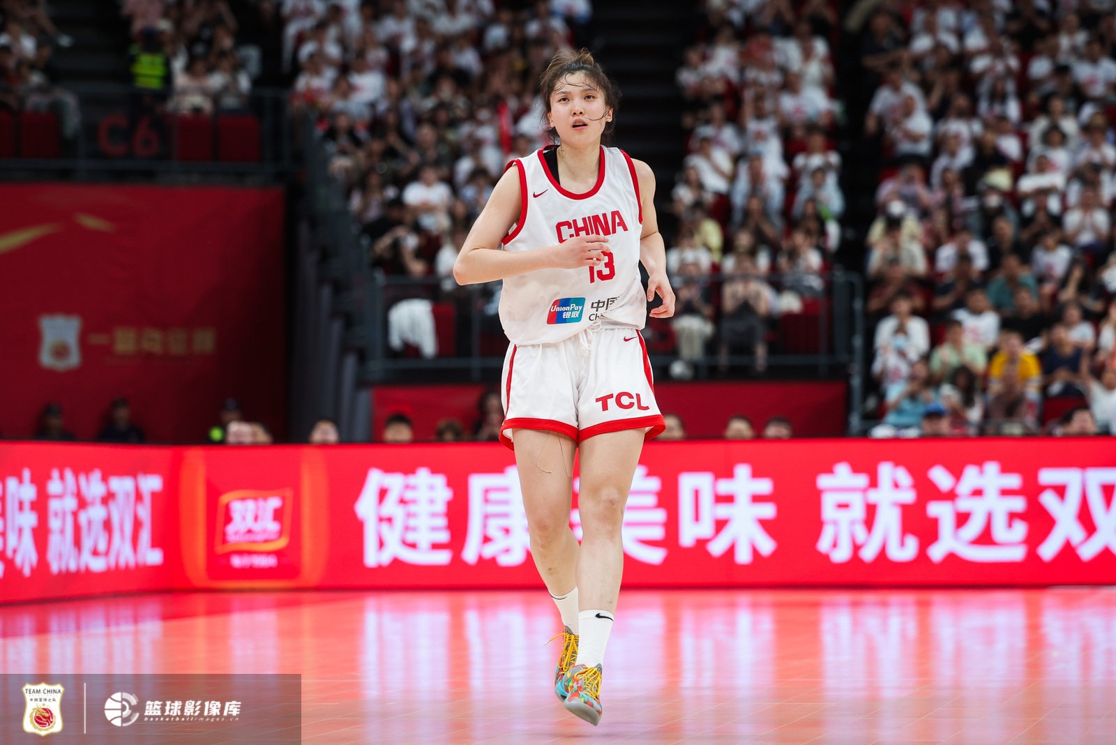 又美又能打！翟若云替補15分鐘 5中3&三分3中2貢獻11分2斷1帽！