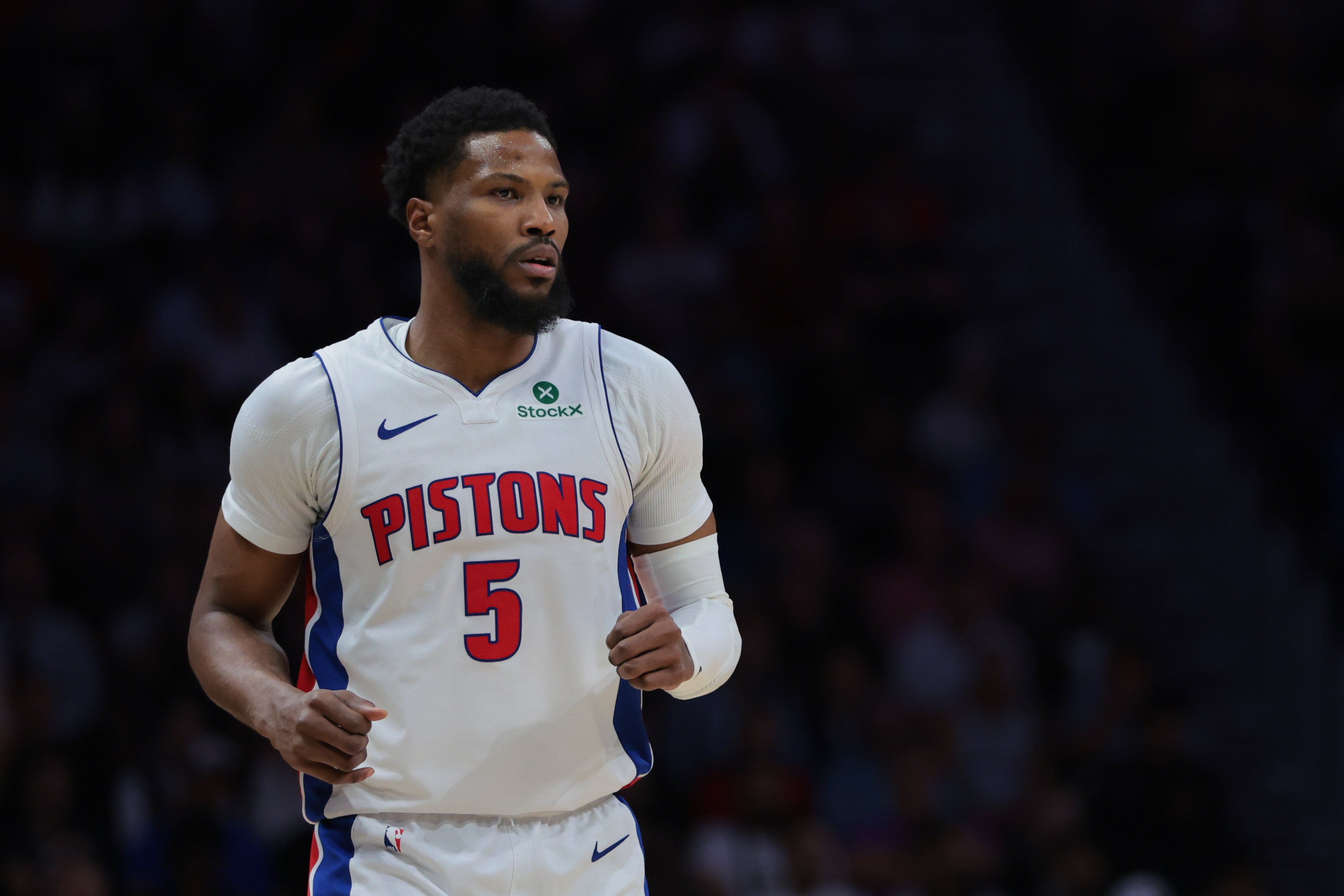 ??比斯利身背多個(gè)官司 合計欠約800萬(wàn)債務(wù) 曾用NBA合同作抵押