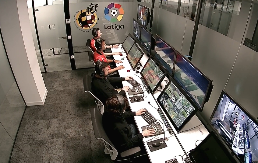 阿斯：西班牙足球將引入輕量級VAR審核進(jìn)球點(diǎn)球，教練可提出挑戰