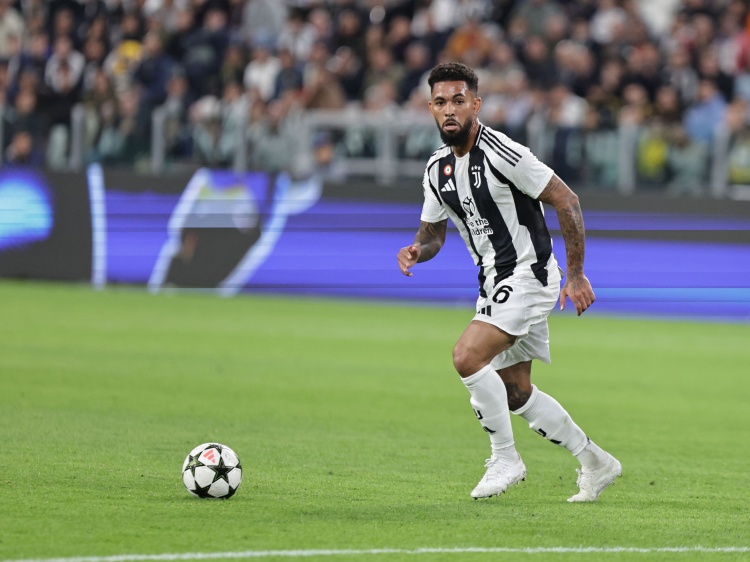 法媒：道格拉斯-路易斯與諾丁漢森林達原則協(xié)議 尤文要價(jià)3000萬(wàn)鎊