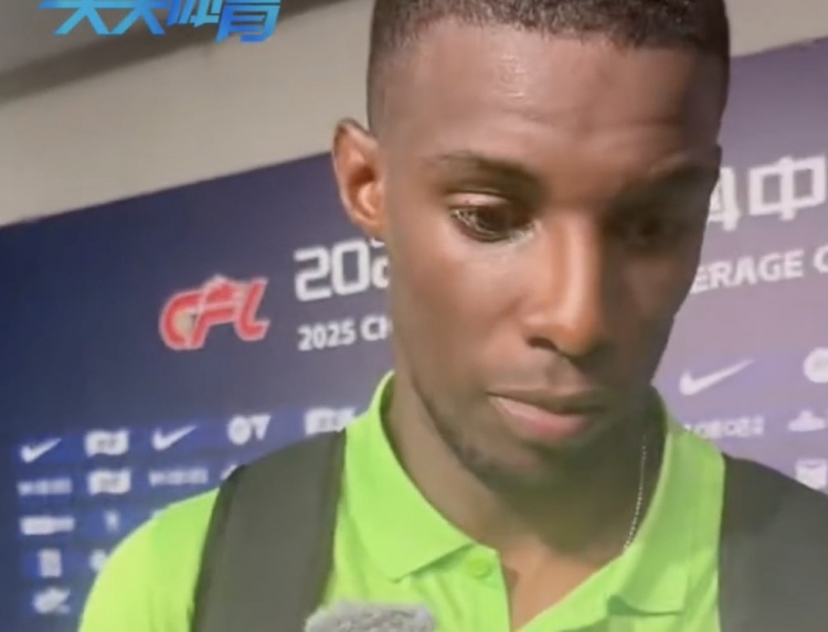 法比奧：教練球員球迷都不滿(mǎn)意，這時(shí)候國安要更加緊密團結在一起