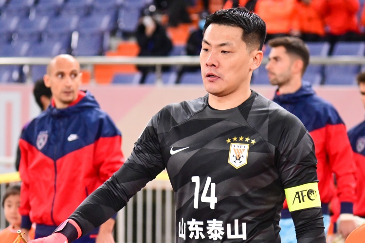 媒體人：王大雷本賽季不會(huì )讓位于金永，明年兩人出場(chǎng)時(shí)間會(huì )接近