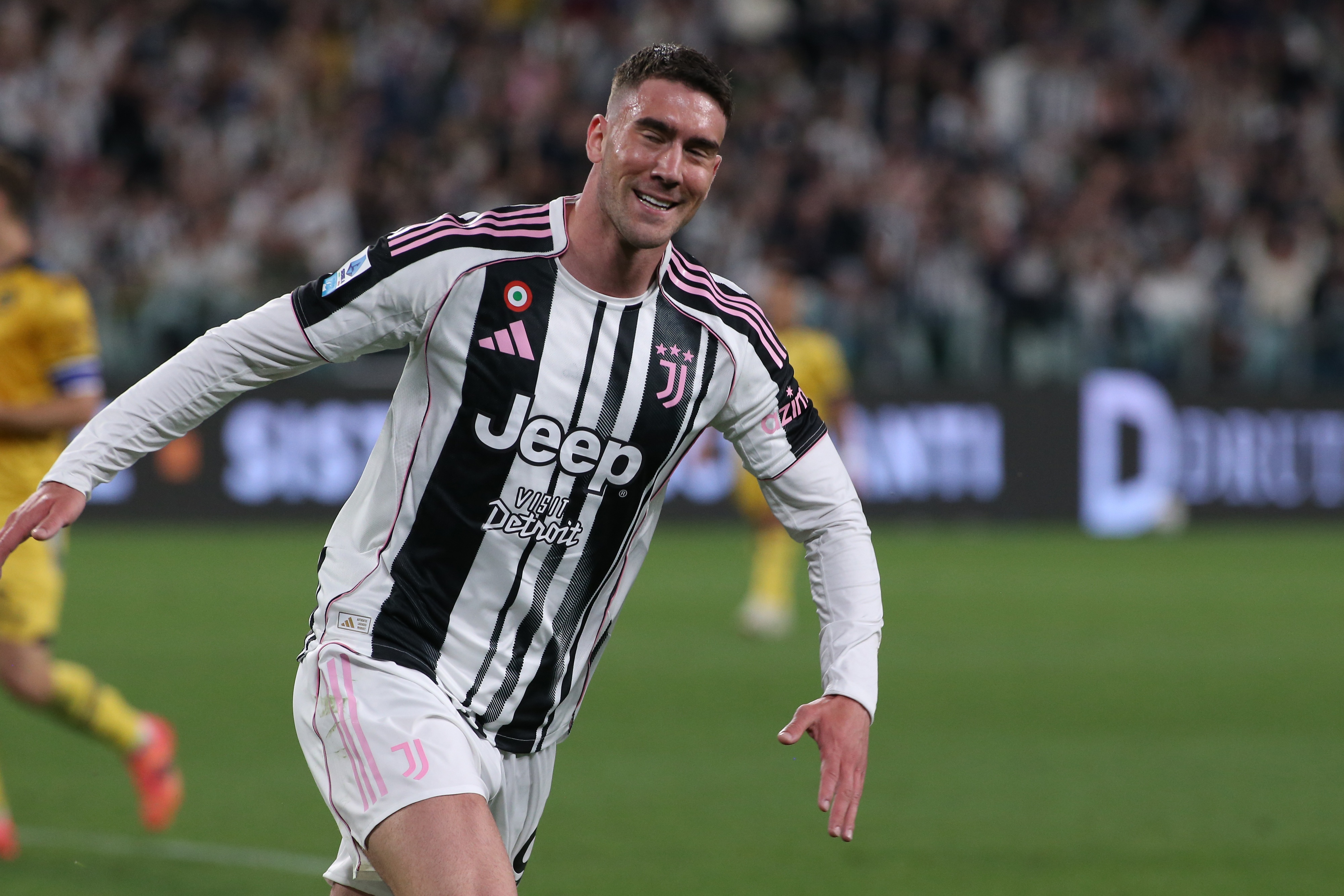 斯基拉：兩家英超俱樂(lè )部詢(xún)問(wèn)弗拉霍維奇信息，目前尚未有正式報價(jià)