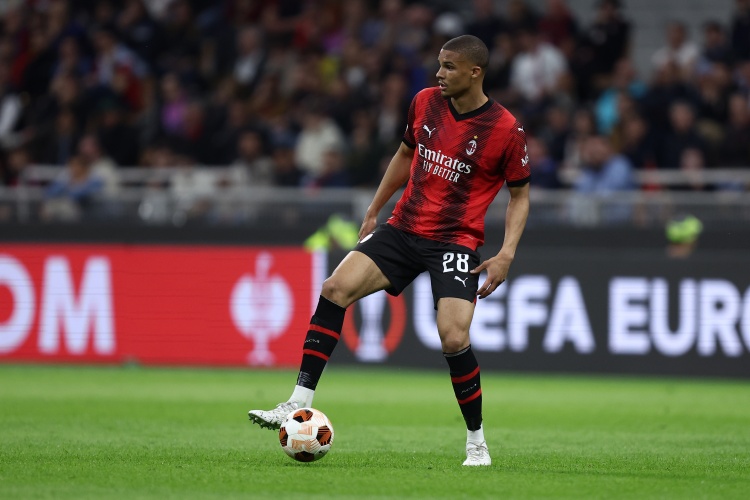 記者：米蘭認為紐卡還會(huì )提高對佳夫報價(jià) 尤文近期也進(jìn)行了咨詢(xún)