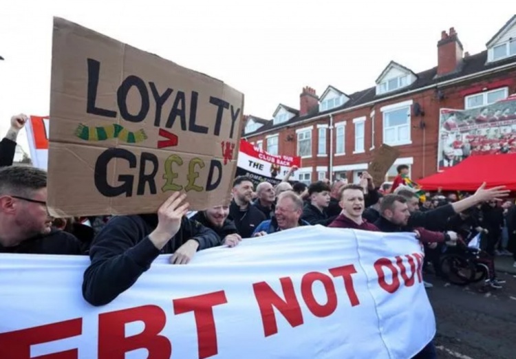 曼晚：在引進(jìn)塞斯科后，曼聯(lián)球迷團體取消對拉特克利夫的抗議計劃