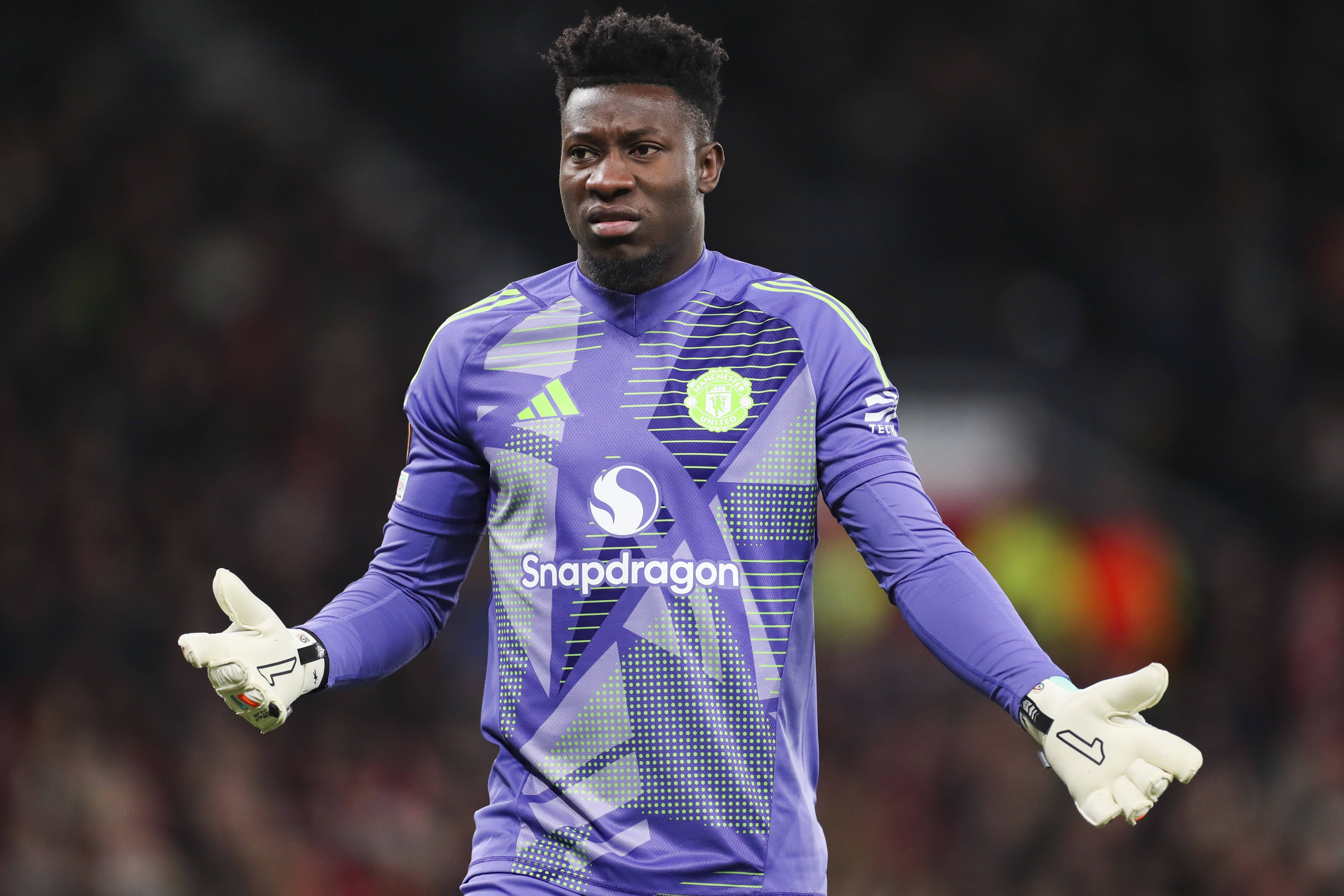 TA：曼聯(lián)只有在奧納納離隊才會(huì )買(mǎi)門(mén)將，預計不會(huì )簽多納魯馬