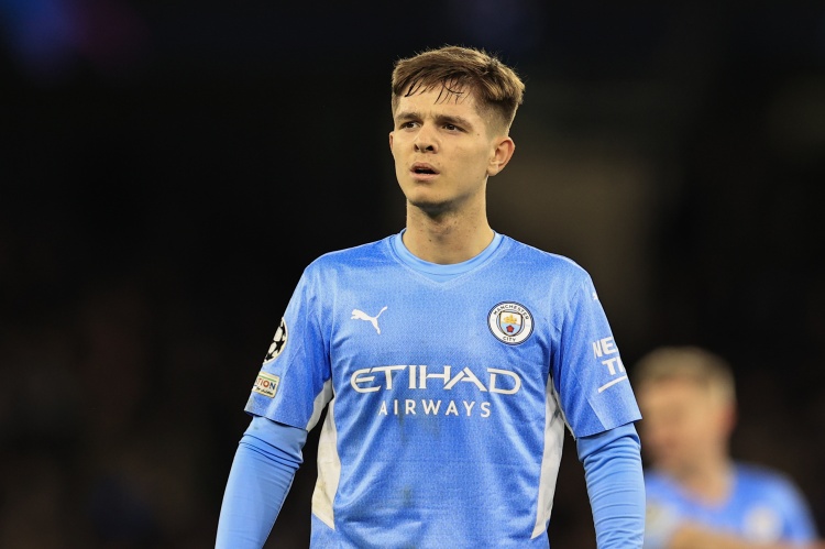 記者：麥卡蒂今早在曼城基地與大家告別，他即將加盟諾丁漢森林