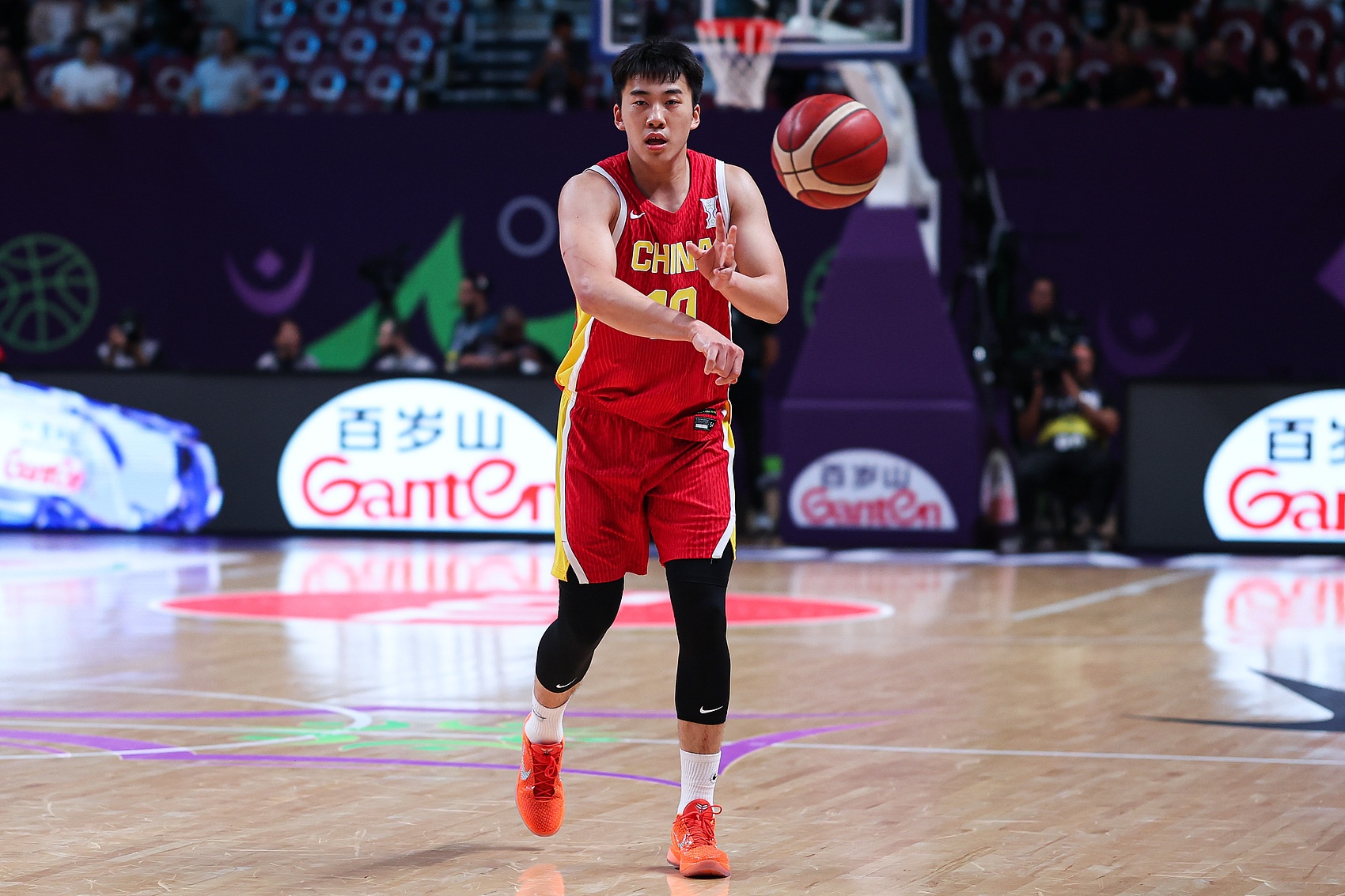 希望王俊杰不要回來(lái)&留在高水平的籃球環(huán)境下追夢(mèng) 向NBA發(fā)起沖擊