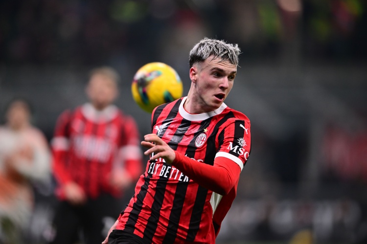 莫雷托：那不勒斯曾2500萬(wàn)歐求購&4隊想租借，米蘭不放A-希門(mén)尼斯