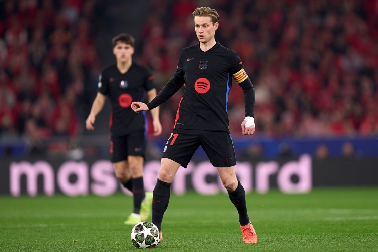 世體：德容更換經(jīng)紀人，新經(jīng)紀人希望盡快約見(jiàn)巴薩并商討球員續約