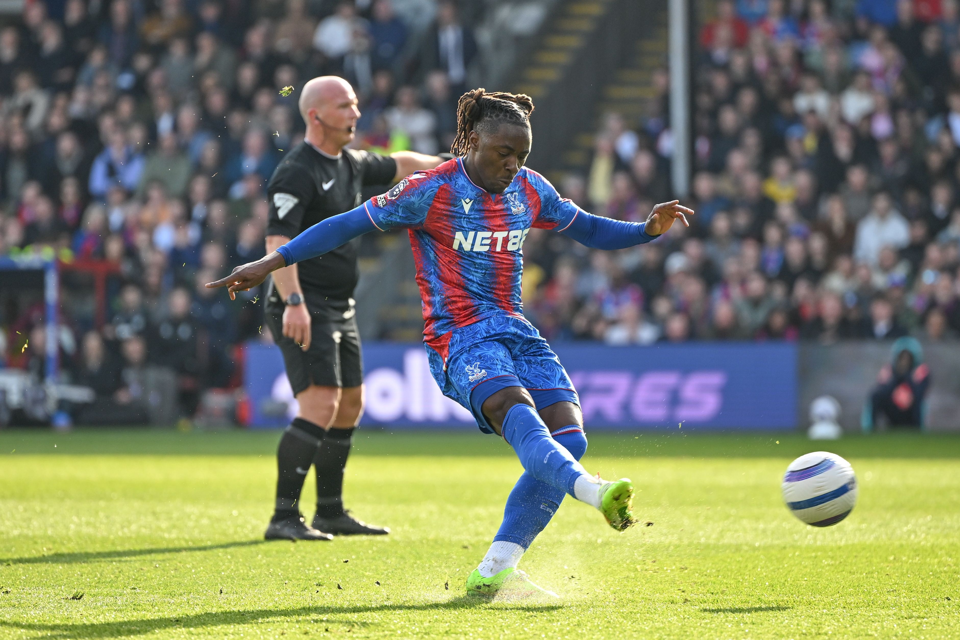 德天空：熱刺與水晶宮深入商談埃澤轉會(huì )，各方對完成交易感到樂(lè )觀(guān)