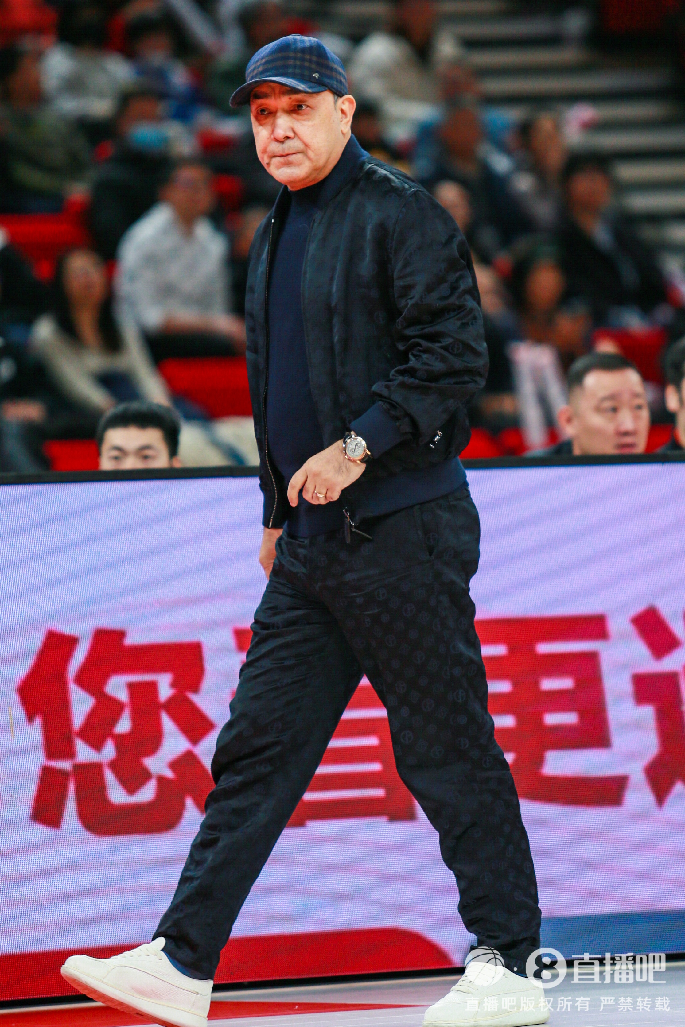 ??真摯的祝福！祝男籃名宿阿的江58歲生日快樂(lè )！??