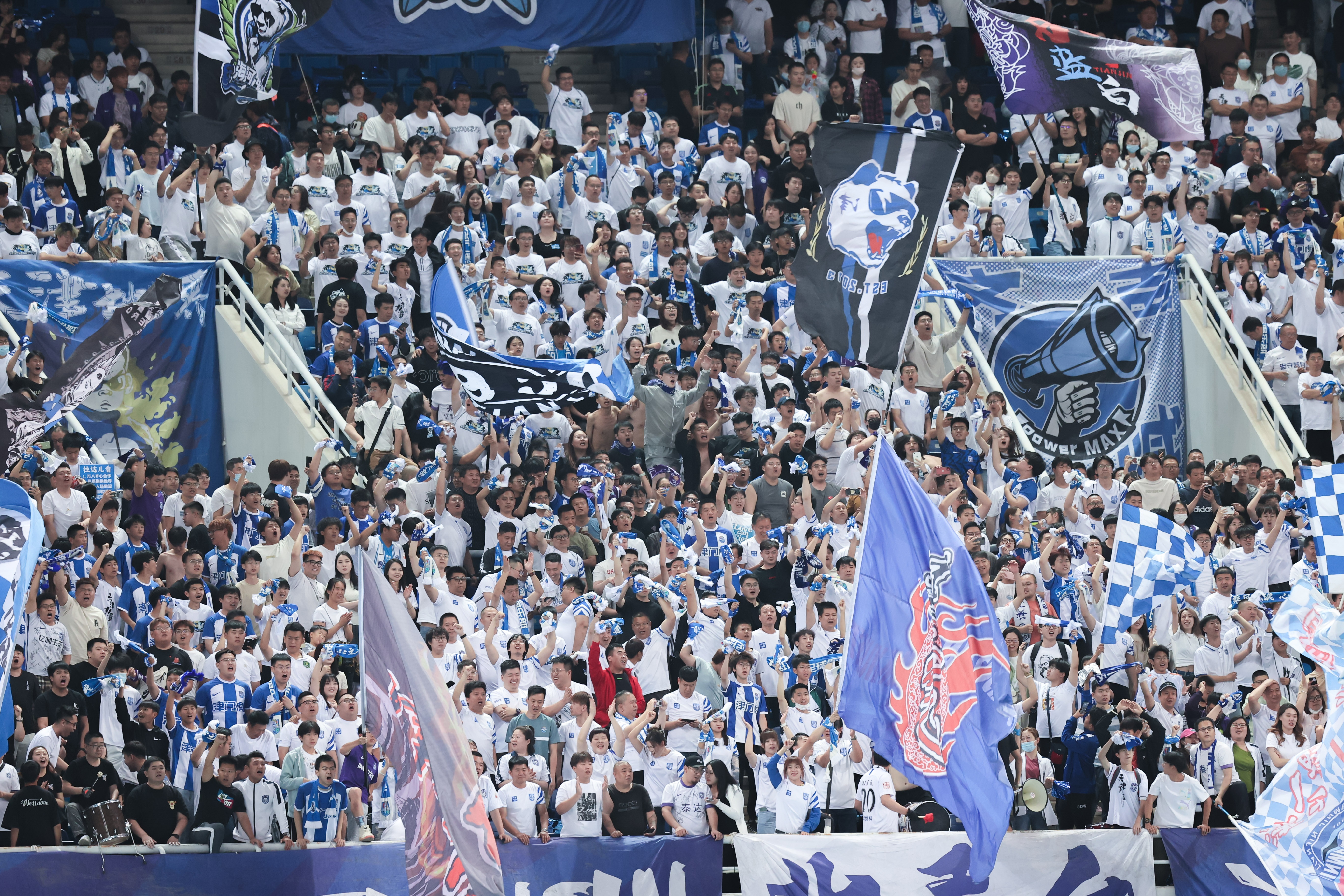 豐臻：爭冠和保級的隊太多，讓今年中超蠻熱鬧的，不亞于金元時(shí)代