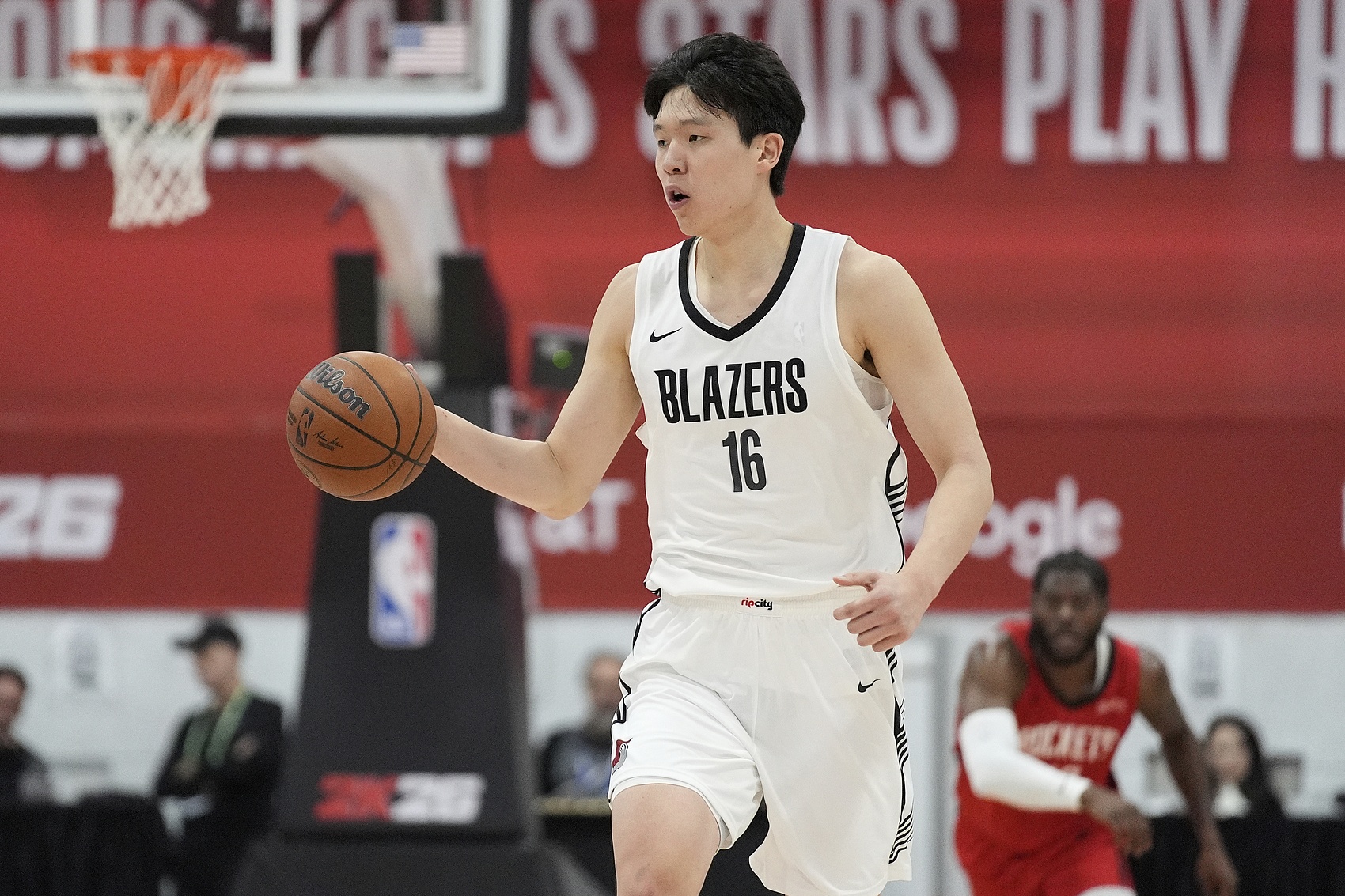 確立小楊在CBA的所有權！青島男籃為楊瀚森進(jìn)行了預注冊