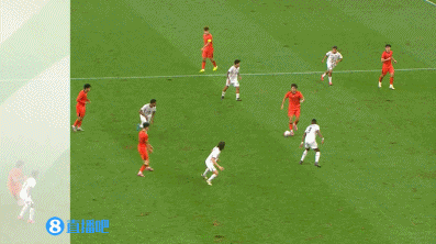 又失良機！向余望射門(mén)致門(mén)將脫手，拜合拉木補射直接往對方懷里射