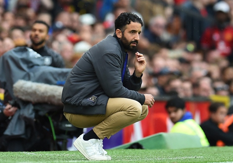 ??卡拉格：阿莫林要不是長(cháng)得很帥，可能早就被曼聯(lián)解雇了