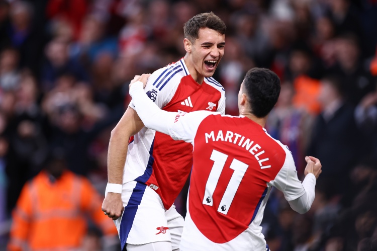 一臉懵??基維奧爾：羅馬諾HWG時(shí)剛開(kāi)始訓練 隊友問(wèn)為何還換衣服