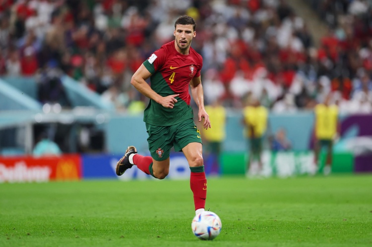 魯本-迪亞斯：亞美尼亞防守嚴密反擊犀利 換帥后增加了不確定性