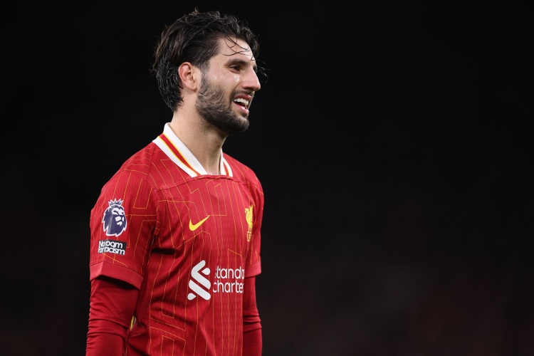 舍伍德：索博斯洛伊能勝任任何位置，他是一名不知疲倦的球員