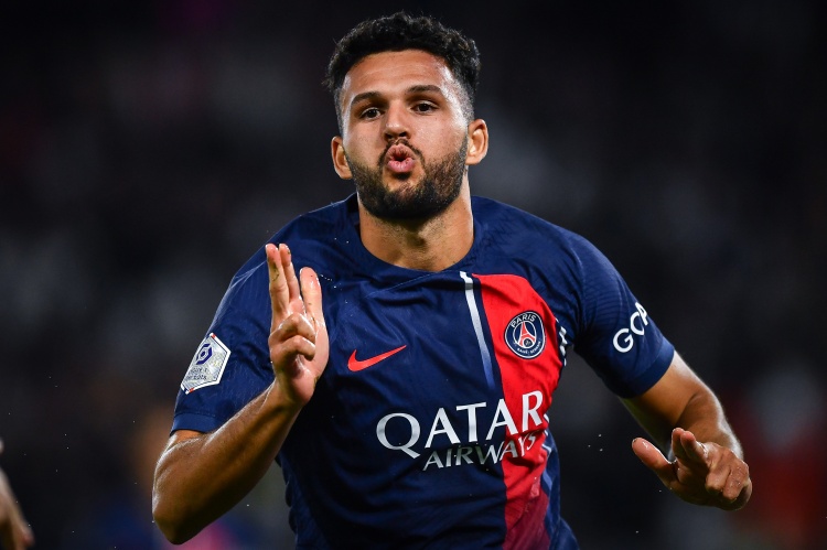 隊報：拉莫斯將替代登貝萊，17歲小將姆巴耶在競爭中領(lǐng)先李剛仁