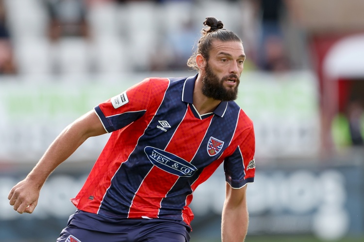 卡羅爾出戰英格蘭第六級別聯(lián)賽，達根漢姆遭遇主場(chǎng)2-5慘敗