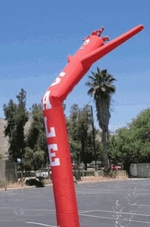 佩奇帶領(lǐng)飛翼全隊跳賽季“最后一舞” 李月汝在后排搞笑劃水