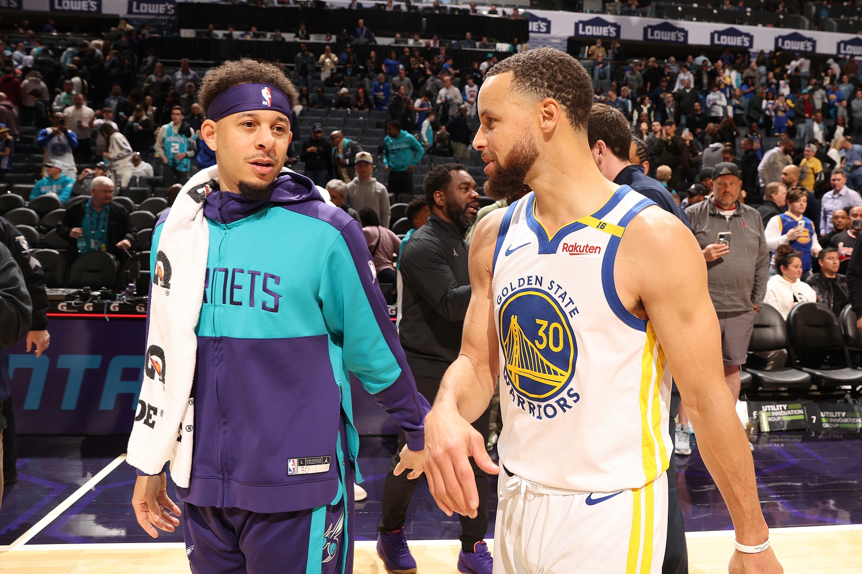 區區斯蒂芬??小庫里三分命中率是NBA歷史第7！他哥僅排第13